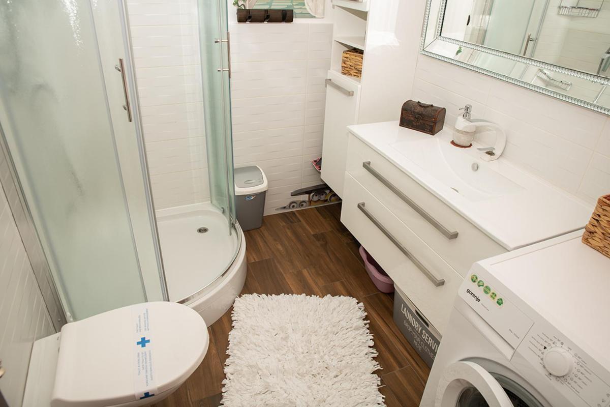 Apartman Mira I Denis Supetarska Draga Esterno foto